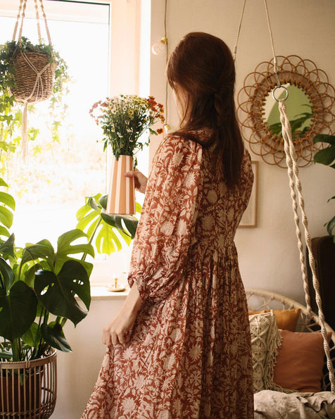 Kyra Midi Dress ~ Caramel